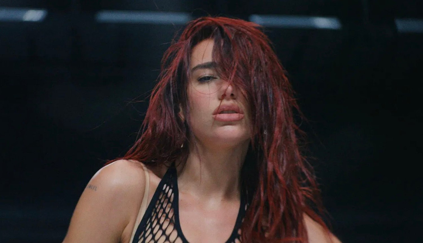 Dua Lipa đã có nhiều lời chia sẻ về album mới khi quảng bá cho ca khúc Houdini. Dua Lipa đã có nhiều lời chia sẻ về album mới khi quảng bá cho ca khúc Houdini.