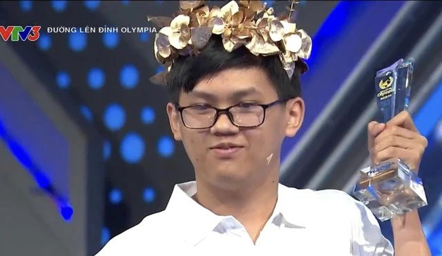 Nguyễn Quốc Nhật Minh là &quot;công thần&quot; mang cầu truyền hình Olympia 24 về cho Gia Lai.