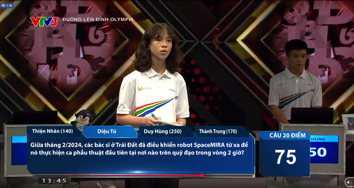 Diệu Tú vô cùng nỗ lực trong lượt thi của mình.