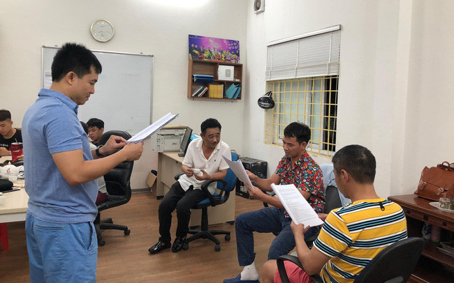 Quốc Khánh, Xuân Bắc, Công Lý, Tự Long hội ngộ tập Táo quân vi hành châu Âu ảnh 1