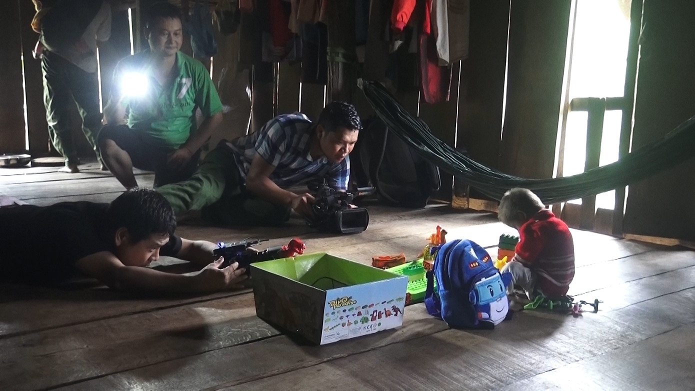 VTV đặc biệt về cậu bé tí hon K’Rể ảnh 2