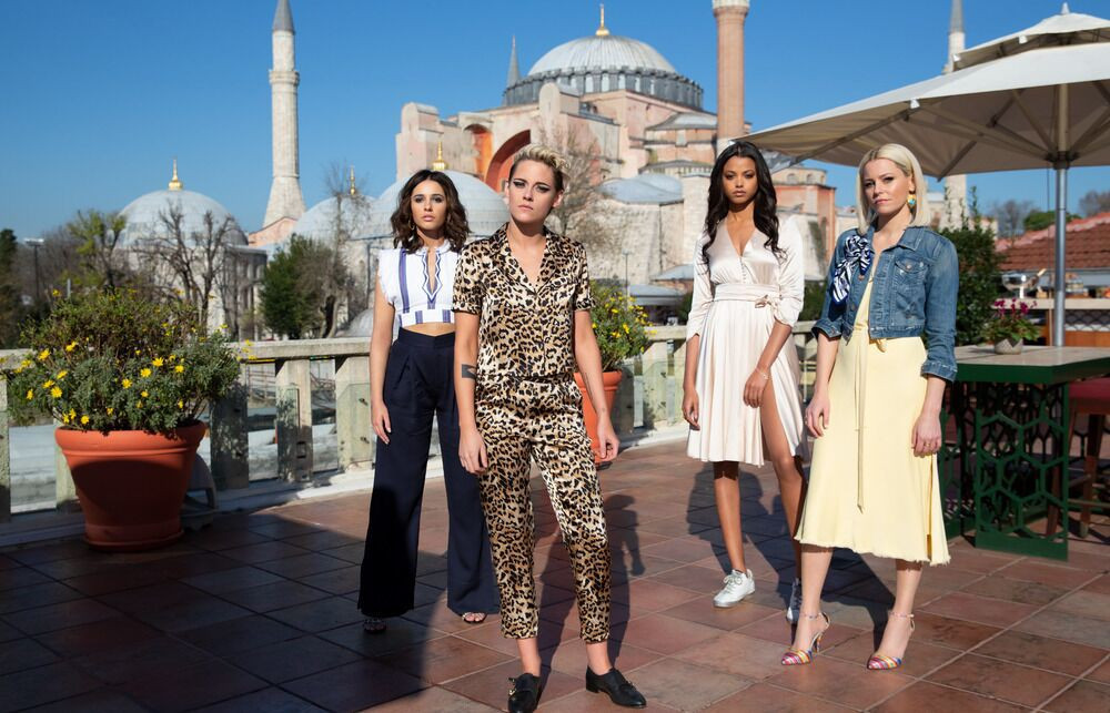 Ariana Grande gây bão với nhạc phim mới ‘Những thiên thần của Charlie' ảnh 1