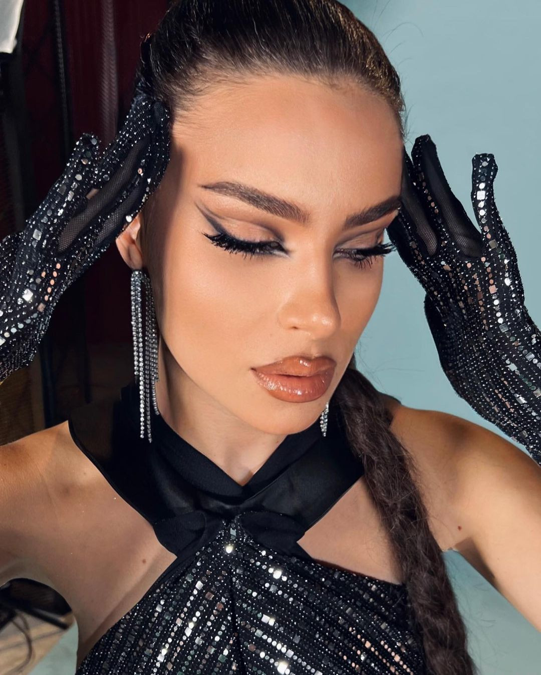 Ada Maria Ileana năm nay 25 tuổi, đã hoàn thành chương trình thạc sĩ về chính sách công tại Đại học London.