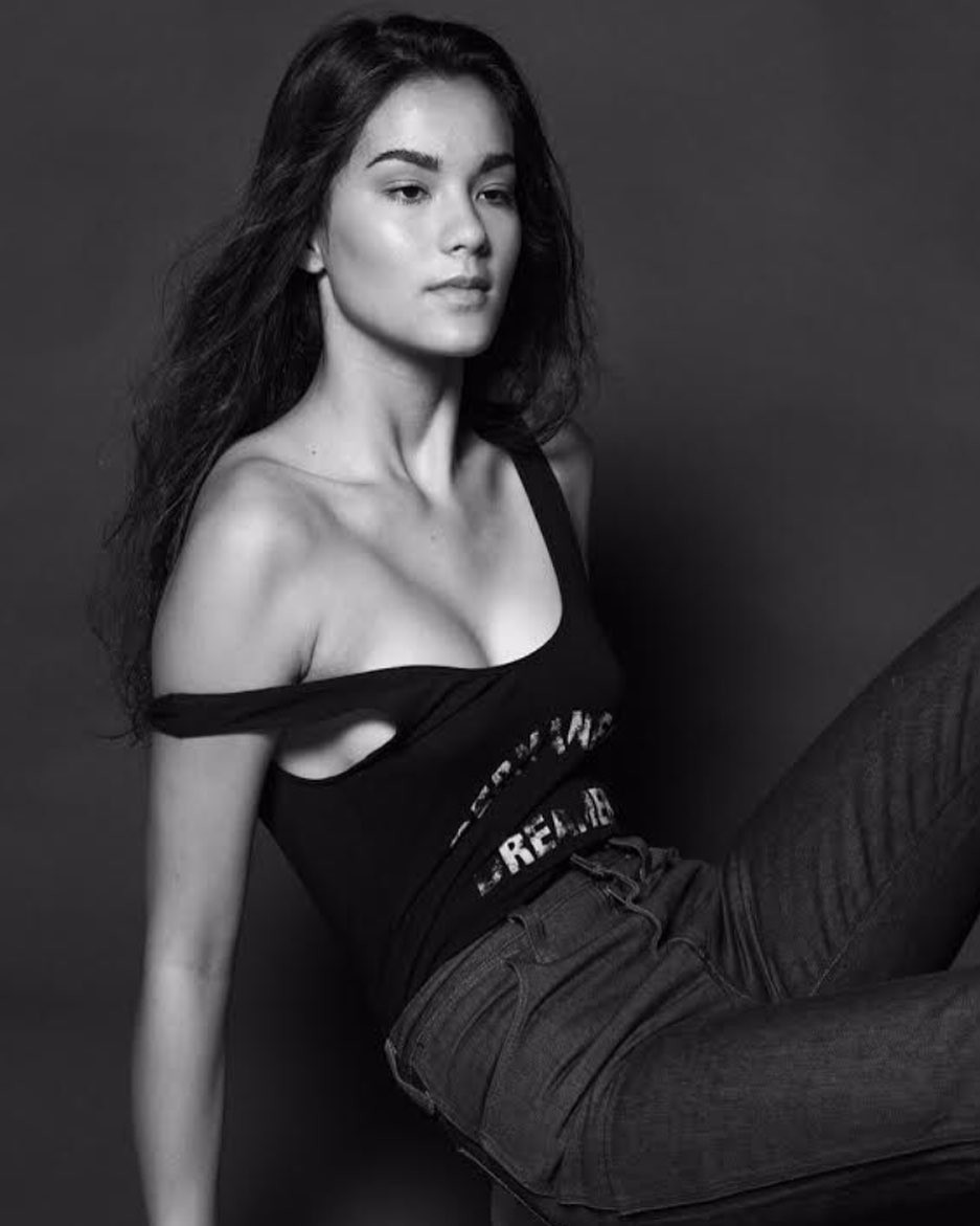 Năm 2023, cô chiến thắng danh hiệu Miss Wisconsin Earth 2023 và giành quyền đại diện cho bang Wisconsin tham dự Miss Earth USA 2024.