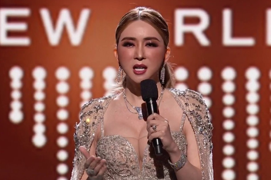 Bà Anne tuyên bố khởi kiện những người vu khống.