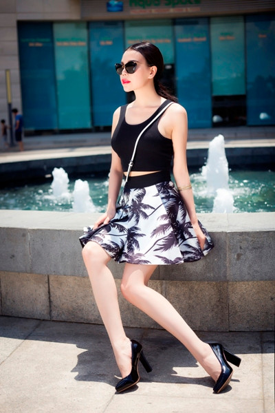 Trà Ngọc Hằng chi mạnh cho hàng hiệu để thoát mác 'thảm hoạ' ảnh 10