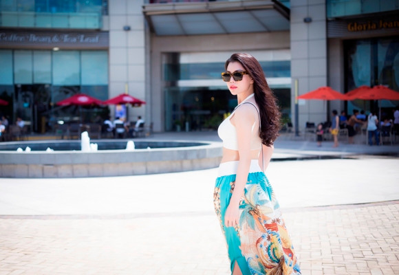 Trà Ngọc Hằng chi mạnh cho hàng hiệu để thoát mác 'thảm hoạ' ảnh 8