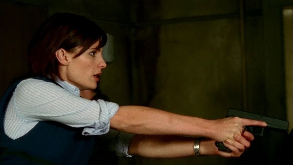 Giải mã đạn bọc chất chống dính xuyên thấu áo giáp ảnh 2