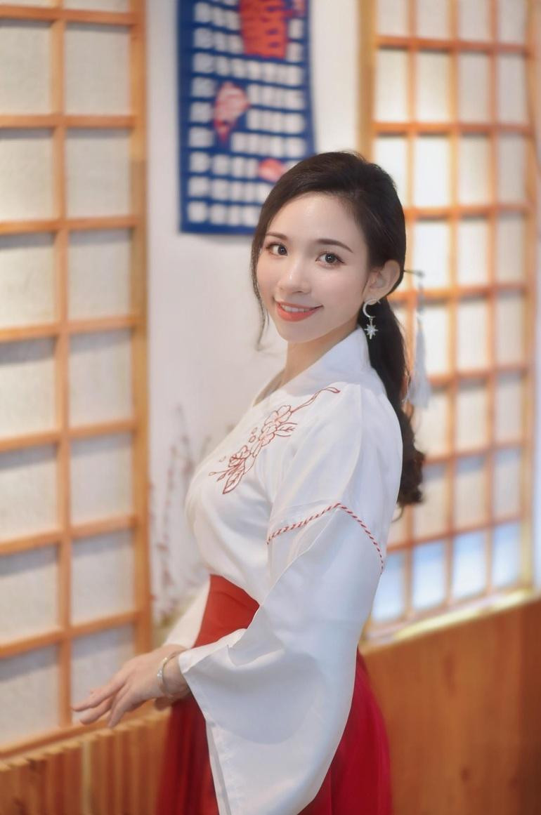 Hiện tại, Diễm Anh đang làm việc cho một công ty quảng cáo và theo đuổi hoạt động nghệ thuật (Ảnh: NVCC). Hiện tại, Diễm Anh đang làm việc cho một công ty quảng cáo và theo đuổi hoạt động nghệ thuật (Ảnh: NVCC).