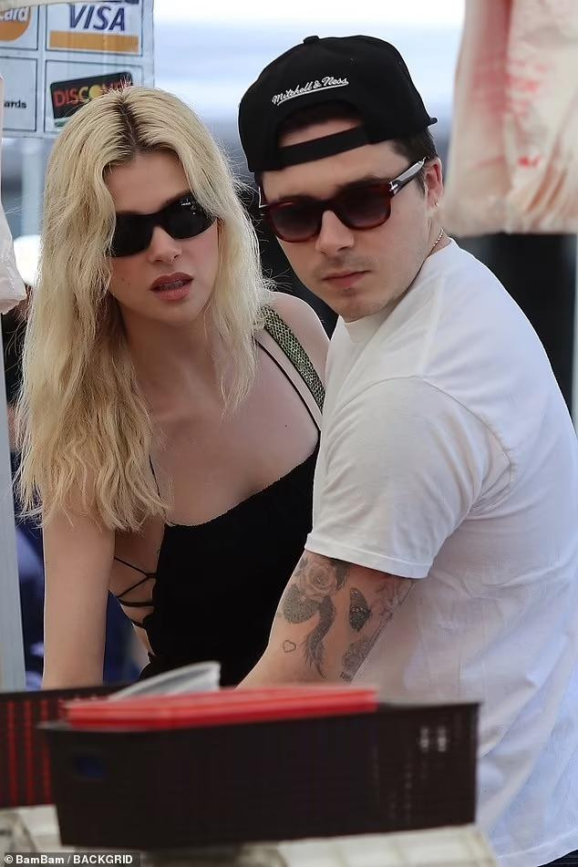 Brooklyn và Nicola đang ở giai đoạn ngọt ngào nhất của hôn nhân.