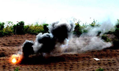 Bãi vật cản trong diễn tập liên tiếp gây tiếng nổ. Bãi vật cản trong diễn tập liên tiếp gây tiếng nổ