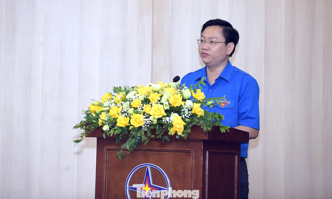 Anh Trần Hữu phát biểu phát động cuộc thi. Ảnh: Xuân Tùng Anh Trần Hữu phát biểu phát động cuộc thi. Ảnh: Xuân Tùng