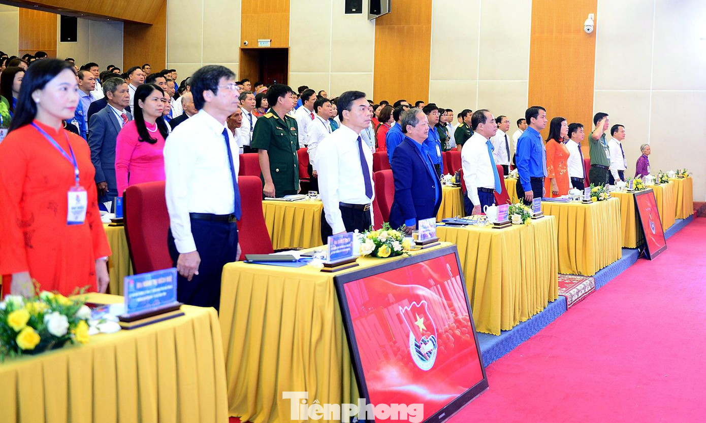 Phiên trọng thể Đại hội Đoàn tỉnh Tuyên Quang lần thứ XVI có sự tham dự của ông Chẩu Văn Lâm - Ủy viên Trung ương Đảng, Bí thư Tỉnh ủy Tuyên Quang; anh Ngô Văn Cương - Bí thư Trung ương Đoàn. Đặc biệt, có 235 đại biểu chính thức đại diện hơn 40 nghìn đoàn viên toàn tỉnh.