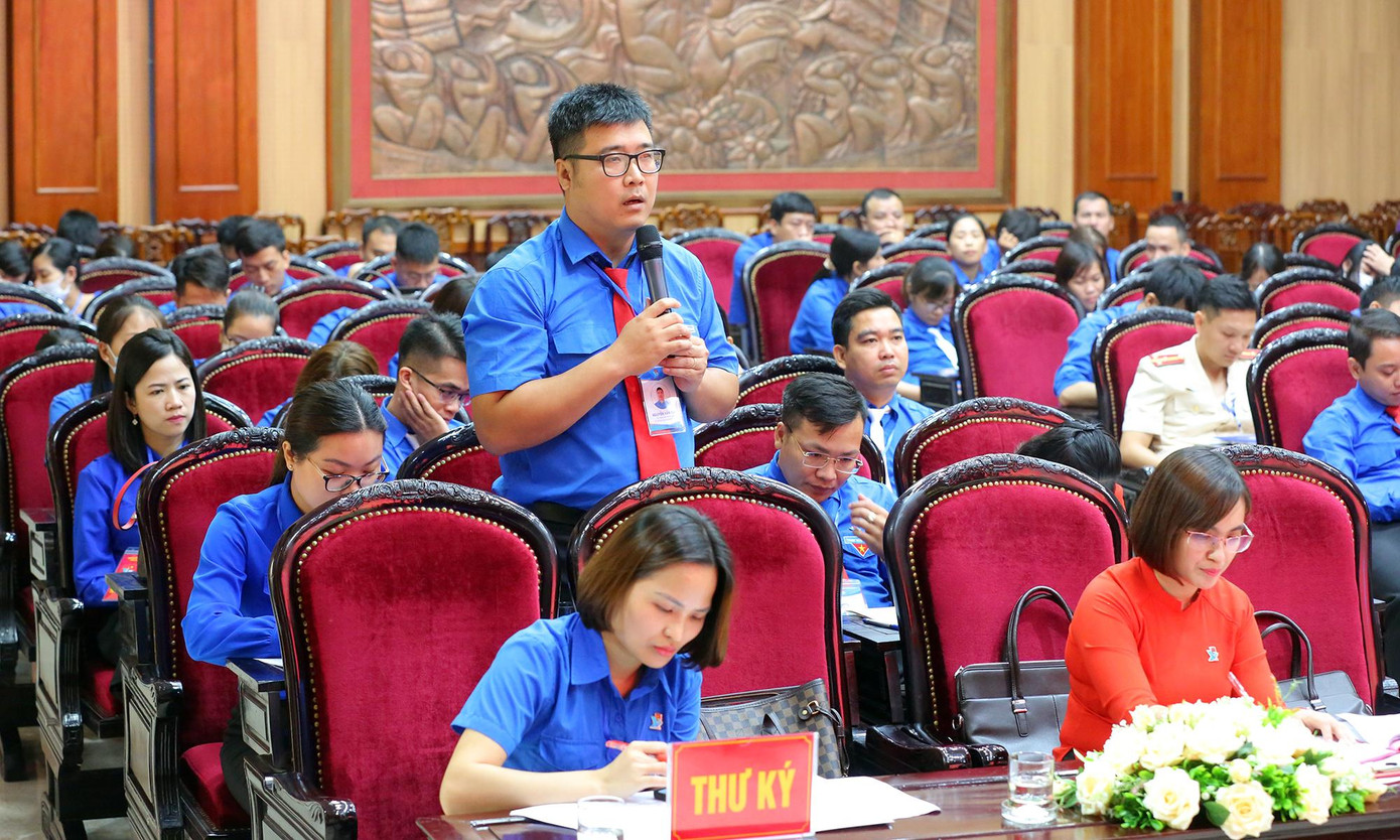 Các đại biểu tham góp ý kiến, đề xuất tại diễn đàn. Ảnh: Trọng Tài Các đại biểu tham góp ý kiến, đề xuất tại diễn đàn. Ảnh: Trọng Tài