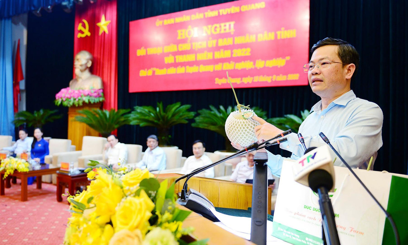 Ông Sơn chia sẻ về những thế mạnh và hạn chế của các sản phẩm OCOP tỉnh Tuyên Quang. Hiện tỉnh có 128 sản phẩm OCOP.