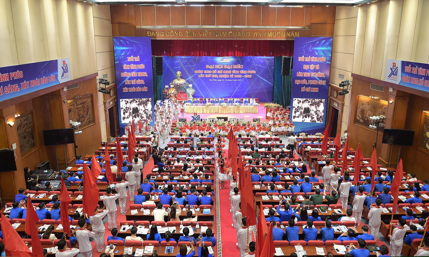 Ngày 29/9, tại Trung tâm Hội nghị tỉnh Vĩnh Phúc, Đại hội đại biểu Đoàn TNCS Hồ Chí Minh tỉnh Vĩnh Phúc lần thứ XVII nhiệm kỳ 2022 - 2027 với tinh thần hành động “Khát vọng - tiên phong - bản lĩnh - đoàn kết - sáng tạo - phát triển" diễn ra phiên trọng thể.