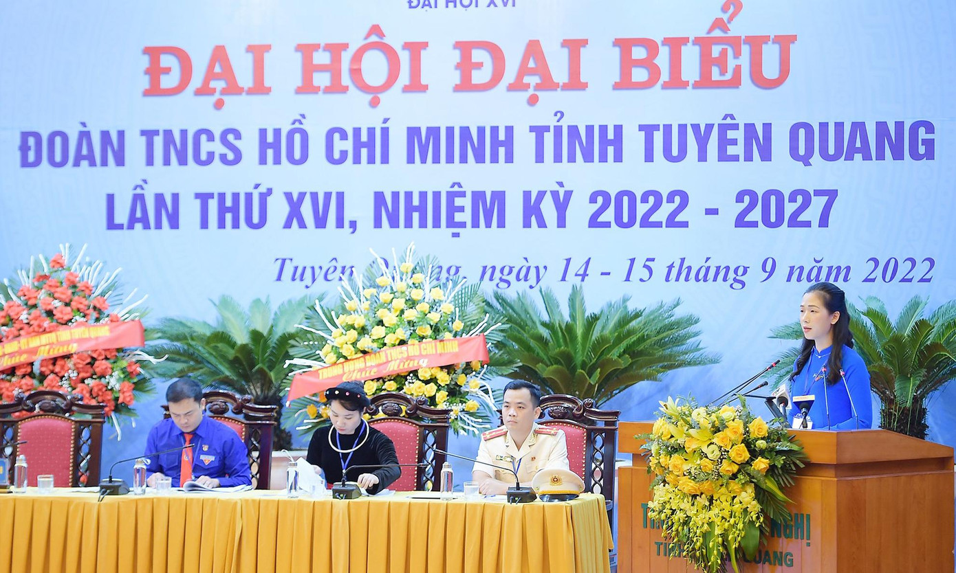 Chị Dương Minh Nguyệt - Bí thư Tỉnh Đoàn Tuyên Quang phát biểu tại Đại hội. Ảnh: Dương Triều Chị Dương Minh Nguyệt - Bí thư Tỉnh Đoàn Tuyên Quang phát biểu tại Đại hội. Ảnh: Dương Triều