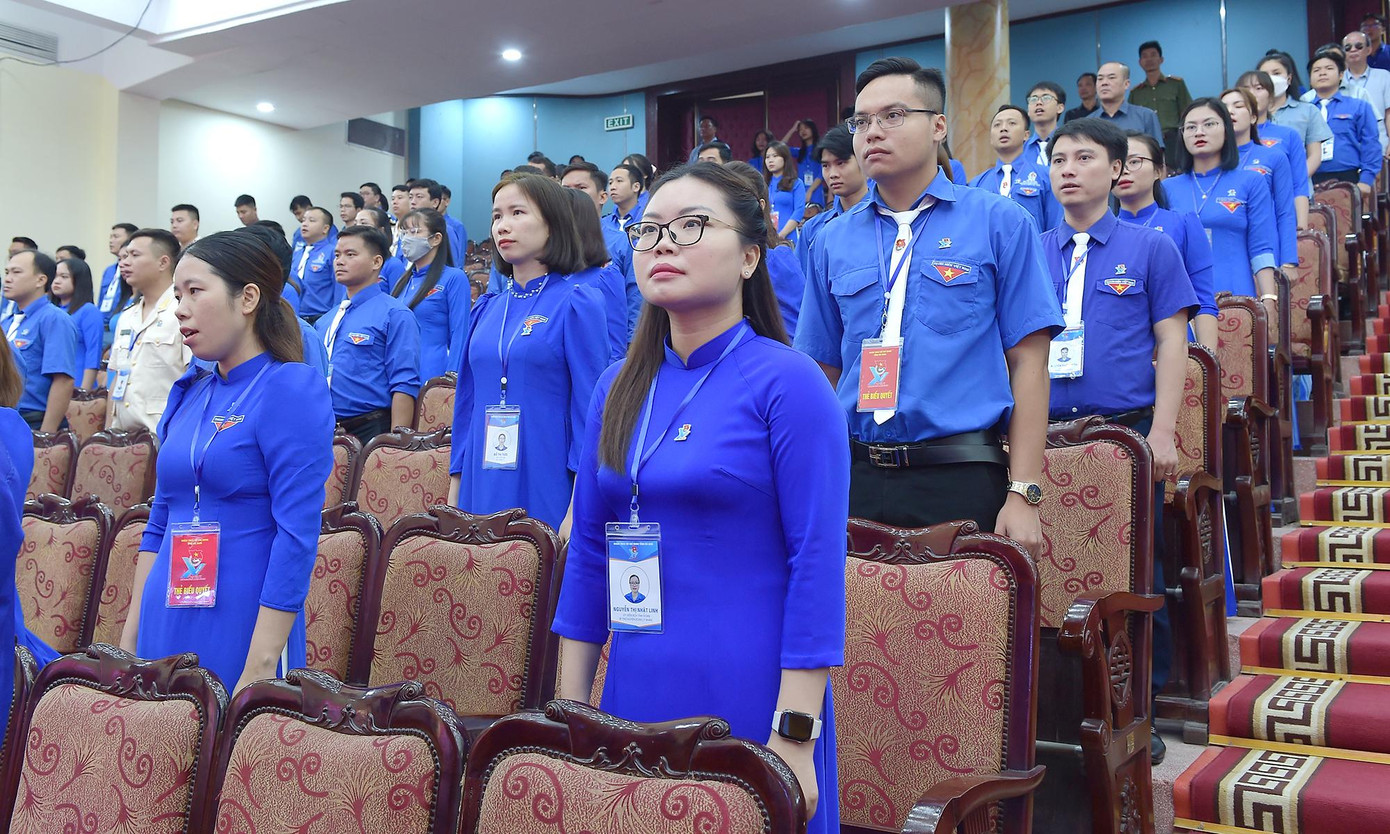 Trong phiên trọng thể, Đại hội đã nghe báo cáo kết quả ngày làm việc thứ nhất; theo dõi phóng sự "Tuổi trẻ Hà Nam - Khát vọng cống hiến và trưởng thành"; nghe báo cáo chính kết quả công tác Đoàn và phong trào thanh thiếu nhi nhiệm kỳ 2017 - 2022; mục tiêu, nhiệm vụ, giải pháp công tác Đoàn và phong trào thanh thiếu nhi nhiệm kỳ 2022 - 2027. Đại hội cũng nghe các đại biểu tham luận. Trong phiên trọng thể, Đại hội đã nghe báo cáo kết quả ngày làm việc thứ nhất; theo dõi phóng sự "Tuổi trẻ Hà Nam - Khát vọng cống hiến và trưởng thành"; nghe báo cáo chính kết quả công tác Đoàn và phong trào thanh thiếu nhi nhiệm kỳ 2017 - 2022; mục tiêu, nhiệm vụ, giải pháp công tác Đoàn và phong trào thanh thiếu nhi nhiệm kỳ 2022 - 2027. Đại hội cũng nghe các đại biểu tham luận.