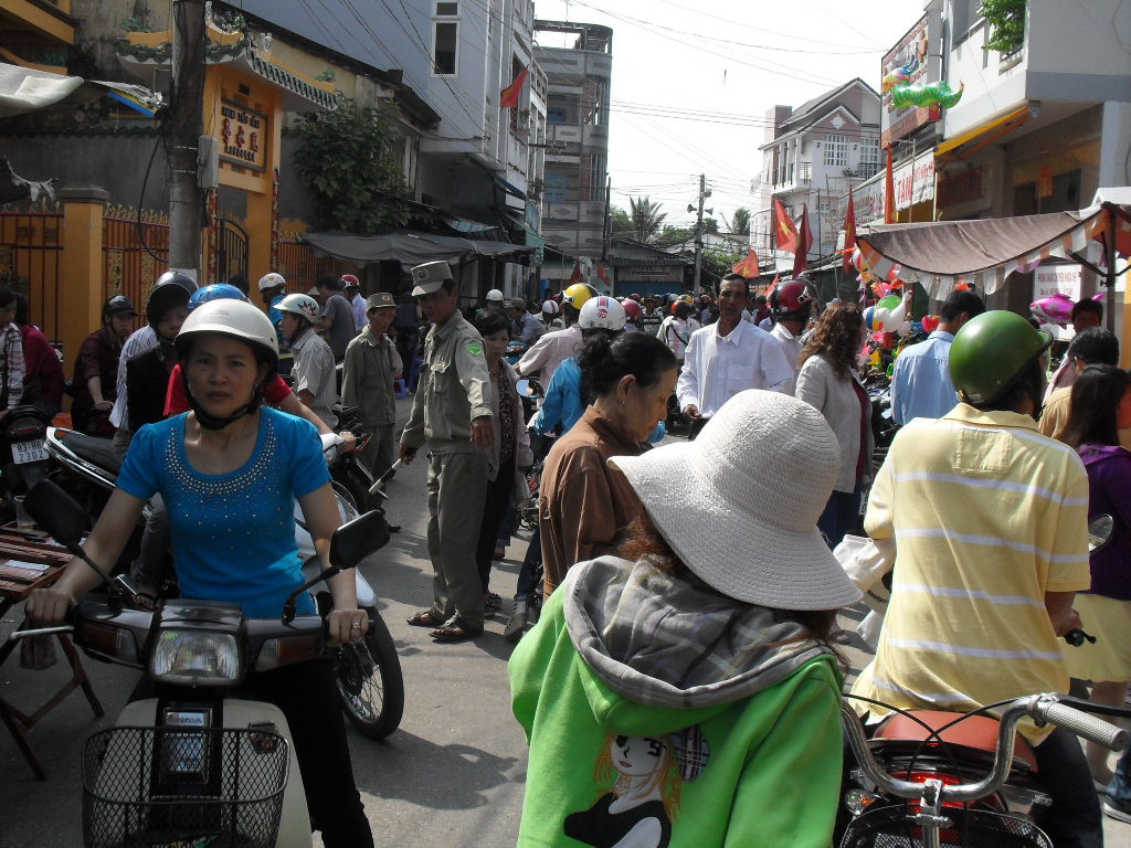 Đi lễ chùa Bà Thiên Hậu