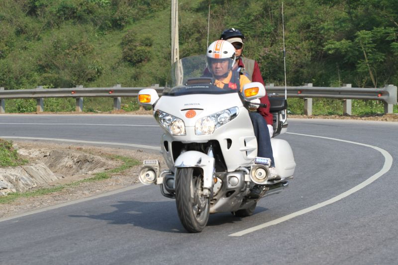 Chở trọng tài làm nhiệm vụ