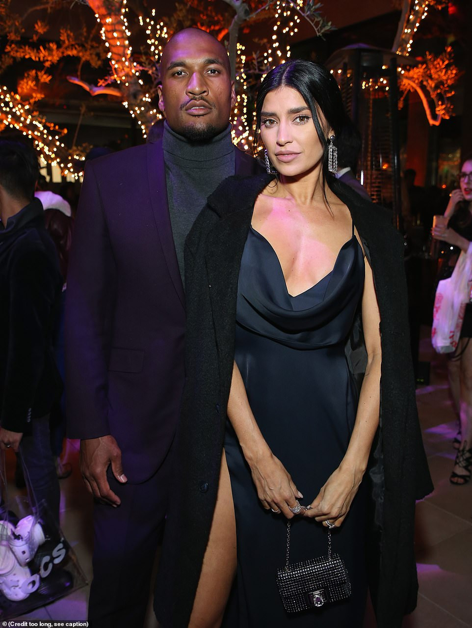 'Mỹ nhân nóng bỏng nhất Canada' quá gợi cảm với áo tắm khiến người nhìn mê mẩn ảnh 6