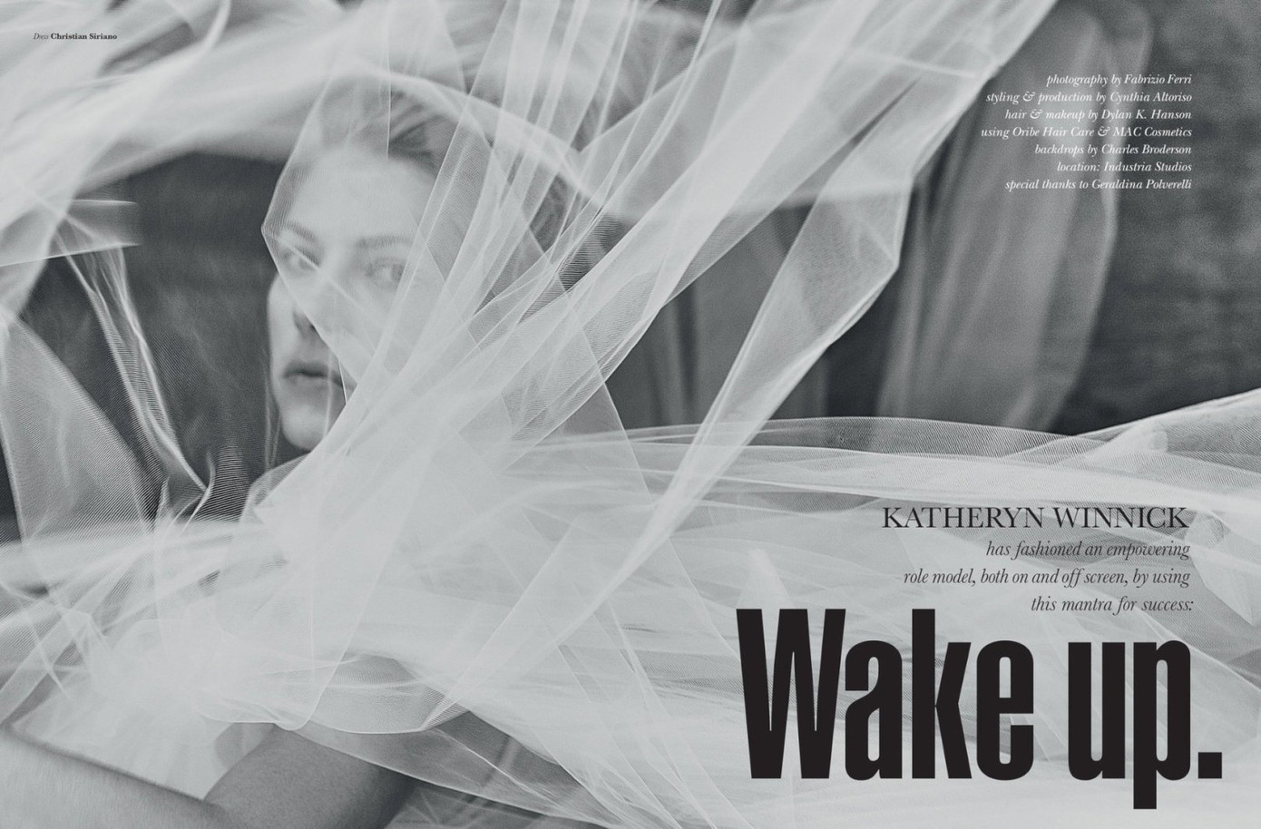 Mỹ nhân nóng bỏng Katheryn Winnick sexy thôi miên người nhìn ảnh 2