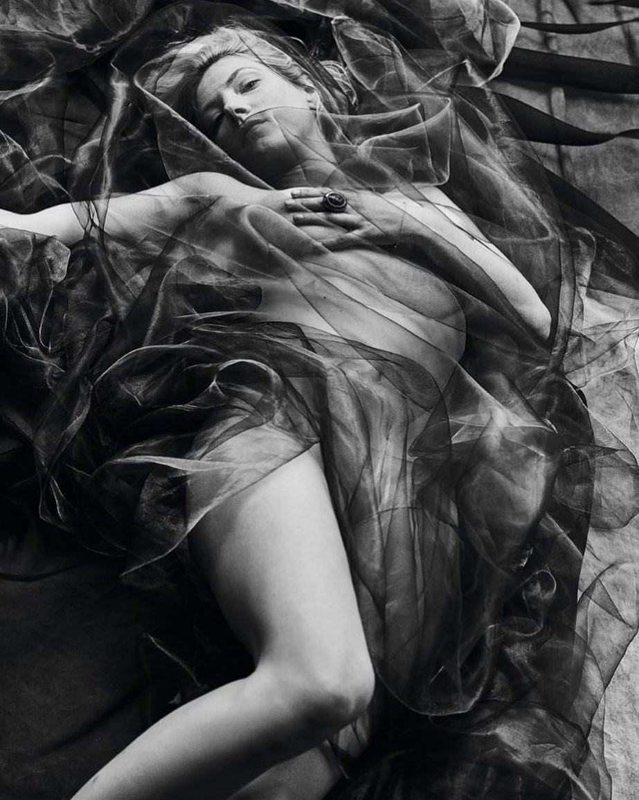 Mỹ nhân nóng bỏng Katheryn Winnick sexy thôi miên người nhìn ảnh 5