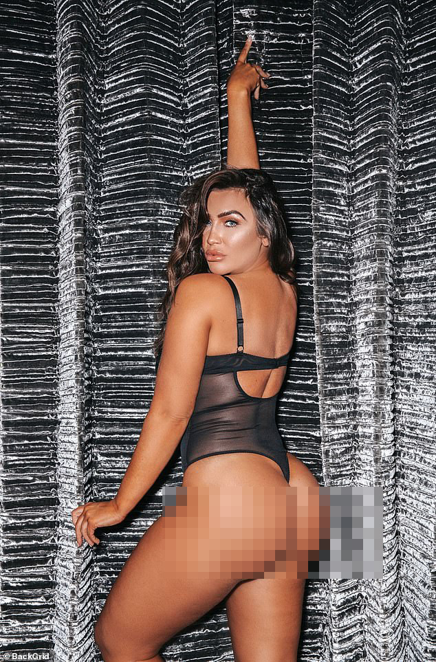 Lauren Goodger nóng bỏng 'ngộp thở' với nội y ảnh 3