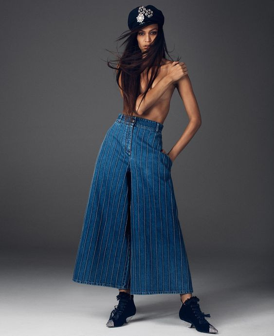 Siêu mẫu nội y Joan Smalls ngực trần, quyến rũ mê hồn trên tạp chí ảnh 5