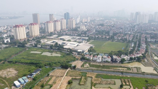 Chủ đầu tư KĐT Ciputra từng gây tranh cãi vì xin điều chỉnh loạt ô đất theo hướng nâng tầng, tăng mật độ.