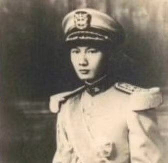 Bảo Long khi là học viên sĩ quan 