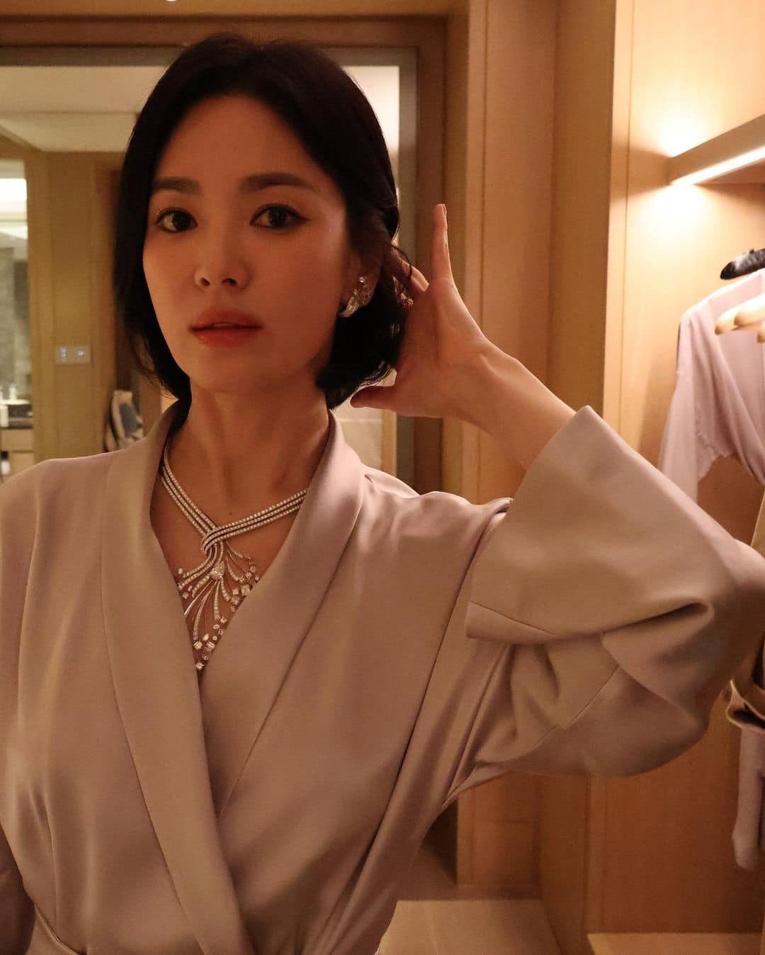 Song Hye Kyo đang sống cuộc đời rực rỡ mà không muốn tái hôn hay hẹn hò. Song Hye Kyo đang sống cuộc đời rực rỡ mà không muốn tái hôn hay hẹn hò.
