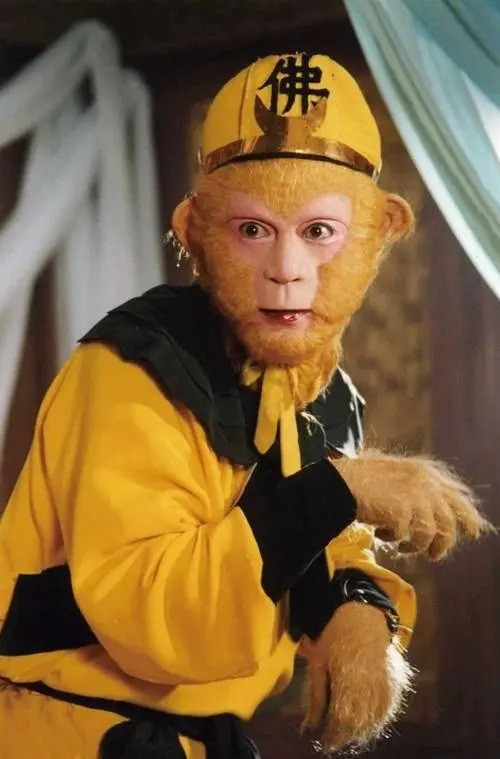 Lục Tiểu Linh Đồng là Tôn Ngộ Không kinh điển trên màn ảnh. Nhưng cũng vì thế, khán giả từng cho rằng ông không muốn ai có thể vượt qua, thay thế mình. Lục Tiểu Linh Đồng là Tôn Ngộ Không kinh điển trên màn ảnh. Nhưng cũng vì thế, khán giả từng cho rằng ông không muốn ai có thể vượt qua, thay thế mình.