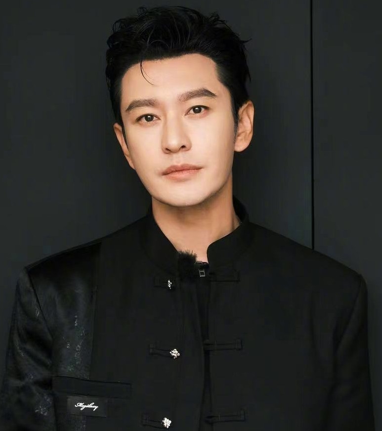 Huỳnh Hiểu Minh được cho là đã chán Diệp Kha. Huỳnh Hiểu Minh được cho là đã chán Diệp Kha.