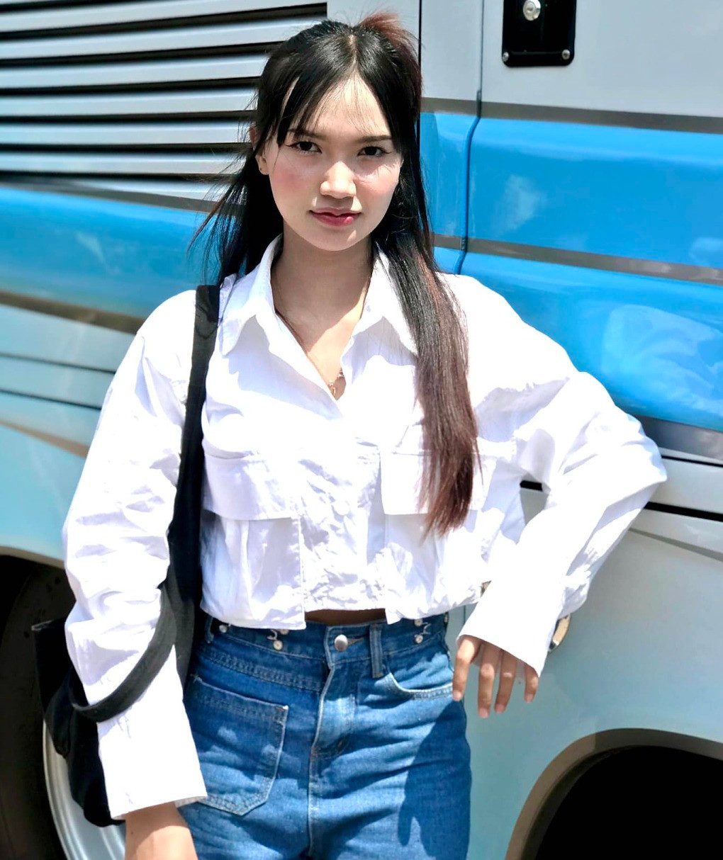 Ping Chayada từng đăng bài cho biết khi massage, nhân viên đã làm động tác vặn cổ khiến cô đau đớn.