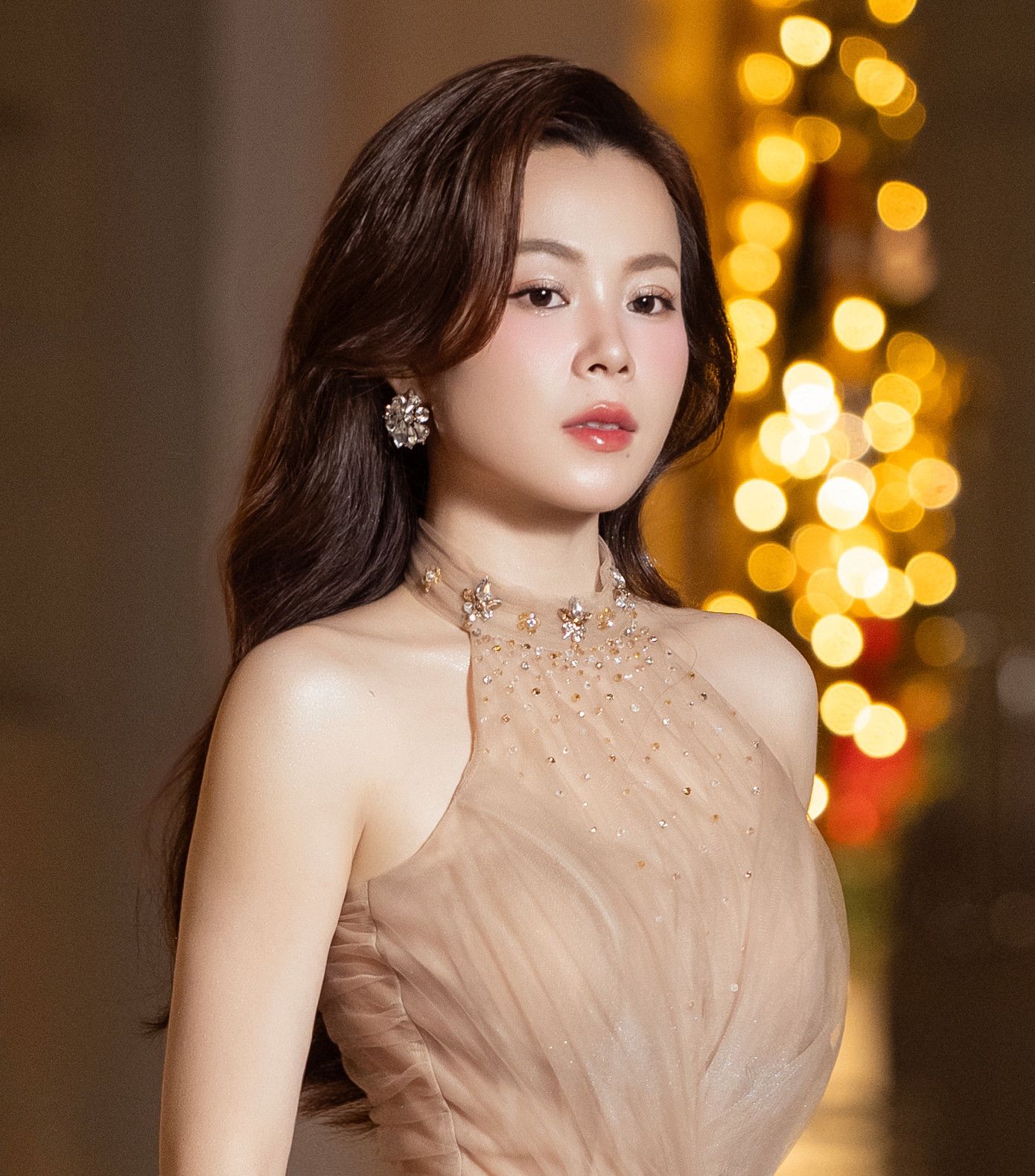 Ngoại hình xinh đẹp, giọng hát trong trẻo ngọt ngào, Thùy Dung được nhiều khán giả yêu mến.