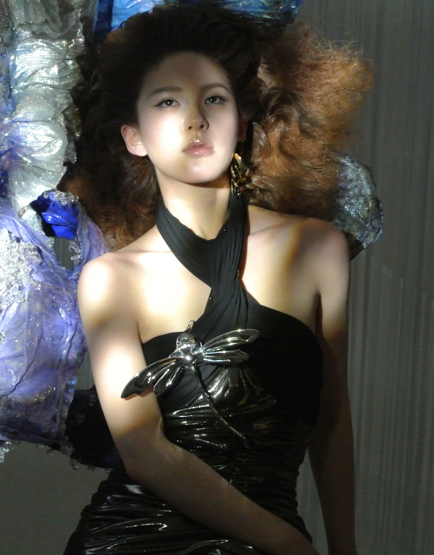 Triệu Lộ Tư bị chê không có khí chất thời trang cao cấp, biến hàng hiệu thành hàng chợ. Triệu Lộ Tư bị chê không có khí chất thời trang cao cấp, biến hàng hiệu thành hàng chợ.