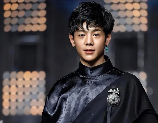 Đinh Chân trở thành đại sứ văn hóa của quê hương.