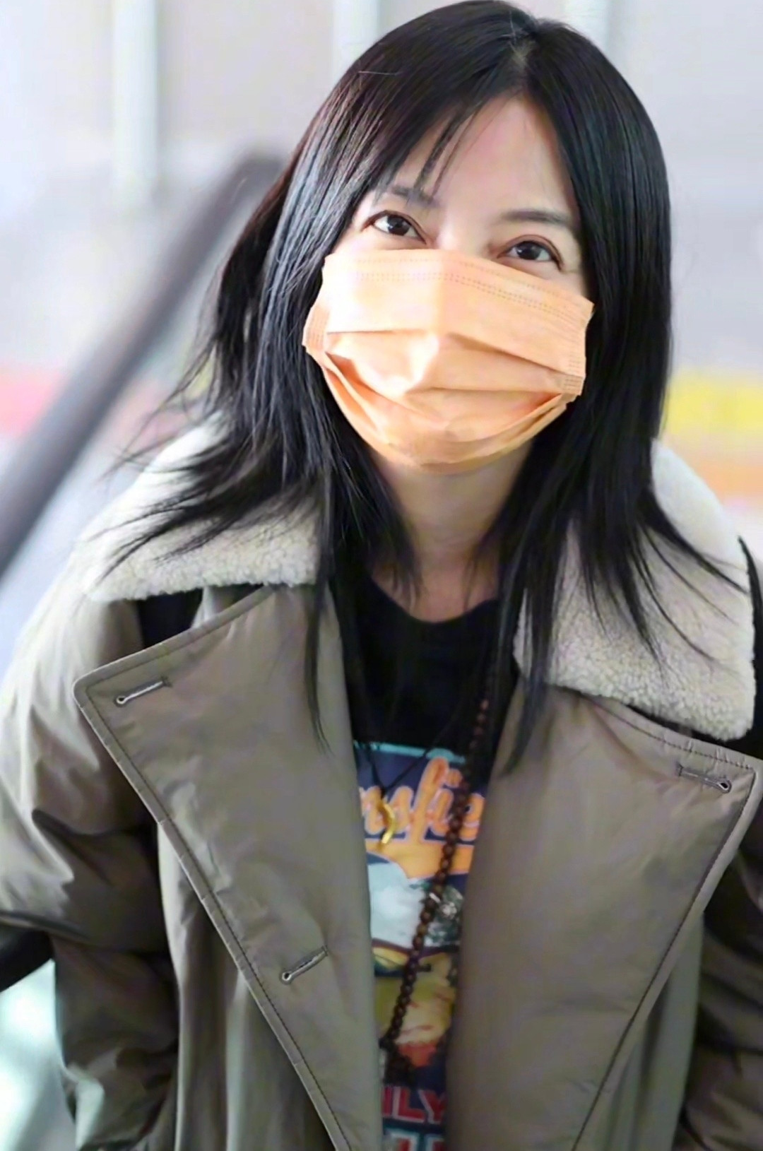 Tâm trạng của Triệu Vy khá thoải mái dù liên tiếp thua kiện và bị cưỡng chế nộp phạt. Tâm trạng của Triệu Vy khá thoải mái dù liên tiếp thua kiện và bị cưỡng chế nộp phạt.