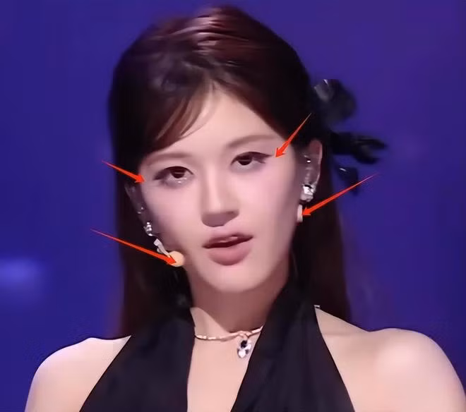 Triệu Lộ Tư tự trang điểm nhưng bị chê xấu.