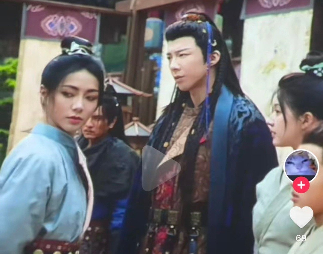 Một cảnh kém sắc của nam nghệ sĩ 34 tuổi trong Rèm ngọc châu sa bị chia sẻ.