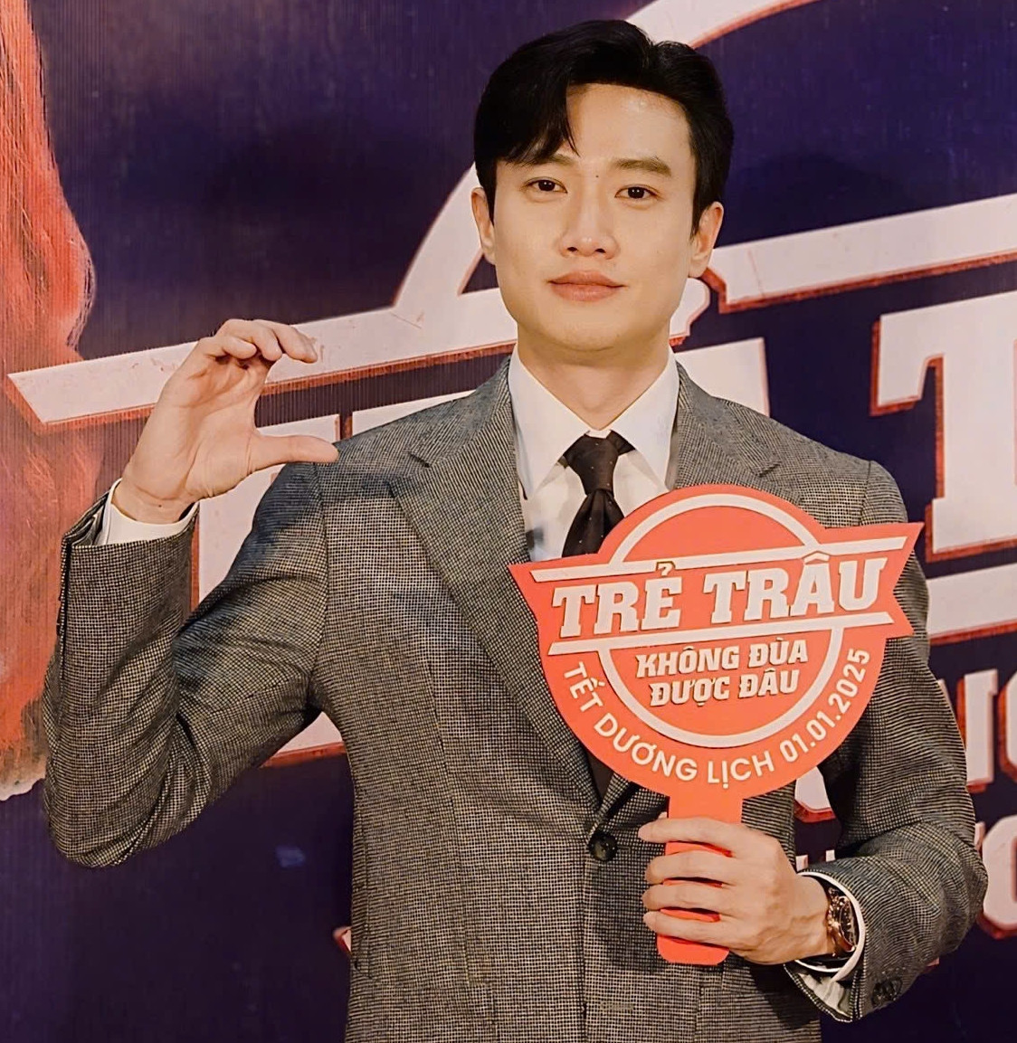 Nghệ sĩ Hồng Đào và Quốc Trường lồng tiếng cho cặp tình nhân trong phim.