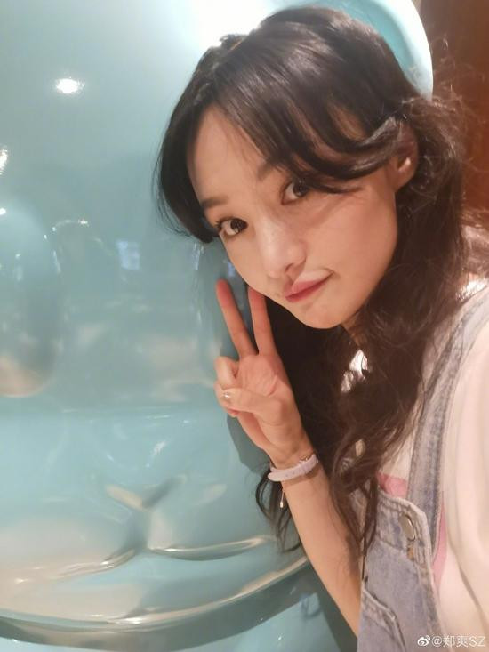 Cuộc sống ở Mỹ của Trịnh Sảng không hề dễ chịu. Cuộc sống ở Mỹ của Trịnh Sảng không hề dễ chịu.