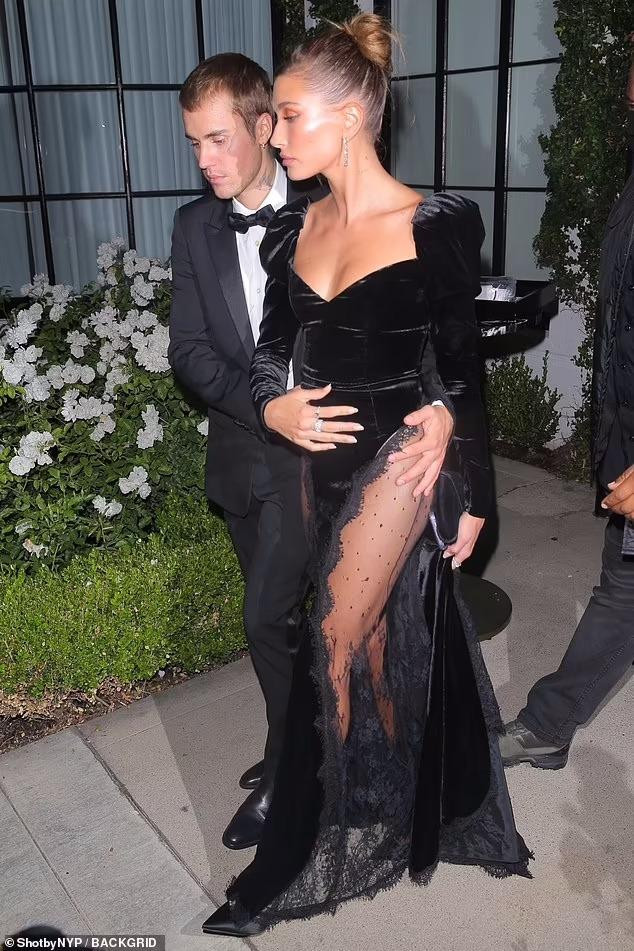 Theo dân mạng, &quot;chân dài&quot; 25 tuổi gặp vấn đề về sức khỏe.