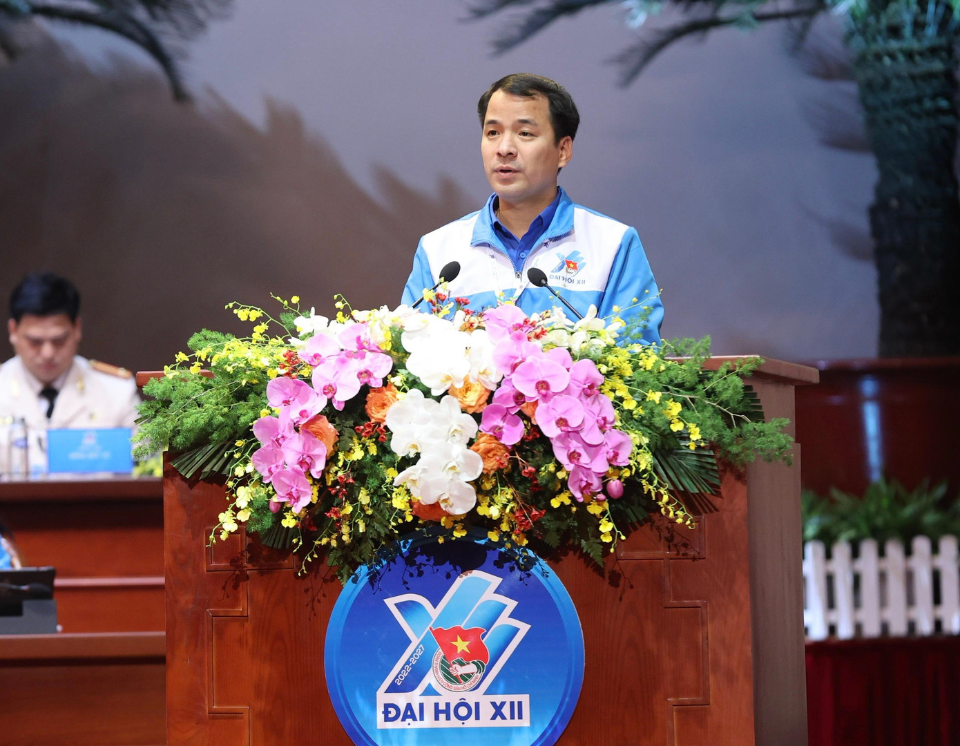 Anh Ngô Văn Cương, Bí thư T.Ư Đoàn khóa XI, trình bày tóm tắt Báo cáo kiểm điểm Ban Chấp hành Trung ương Đoàn khóa XI, nhiệm kỳ 2017 – 2022. Anh Ngô Văn Cương, Bí thư T.Ư Đoàn khóa XI, trình bày tóm tắt Báo cáo kiểm điểm Ban Chấp hành Trung ương Đoàn khóa XI, nhiệm kỳ 2017 – 2022.