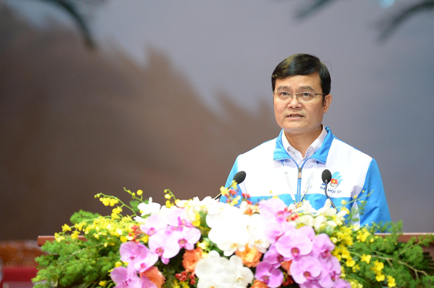 Anh Bùi Quang Huy, Ủy viên dự khuyết BCH T.Ư Đảng, Bí thư thứ nhất BCH T.Ư Đoàn khóa XI, Trưởng Ban Tổ chức đại hội chủ trì phiên làm việc đầu tiên của đại hội