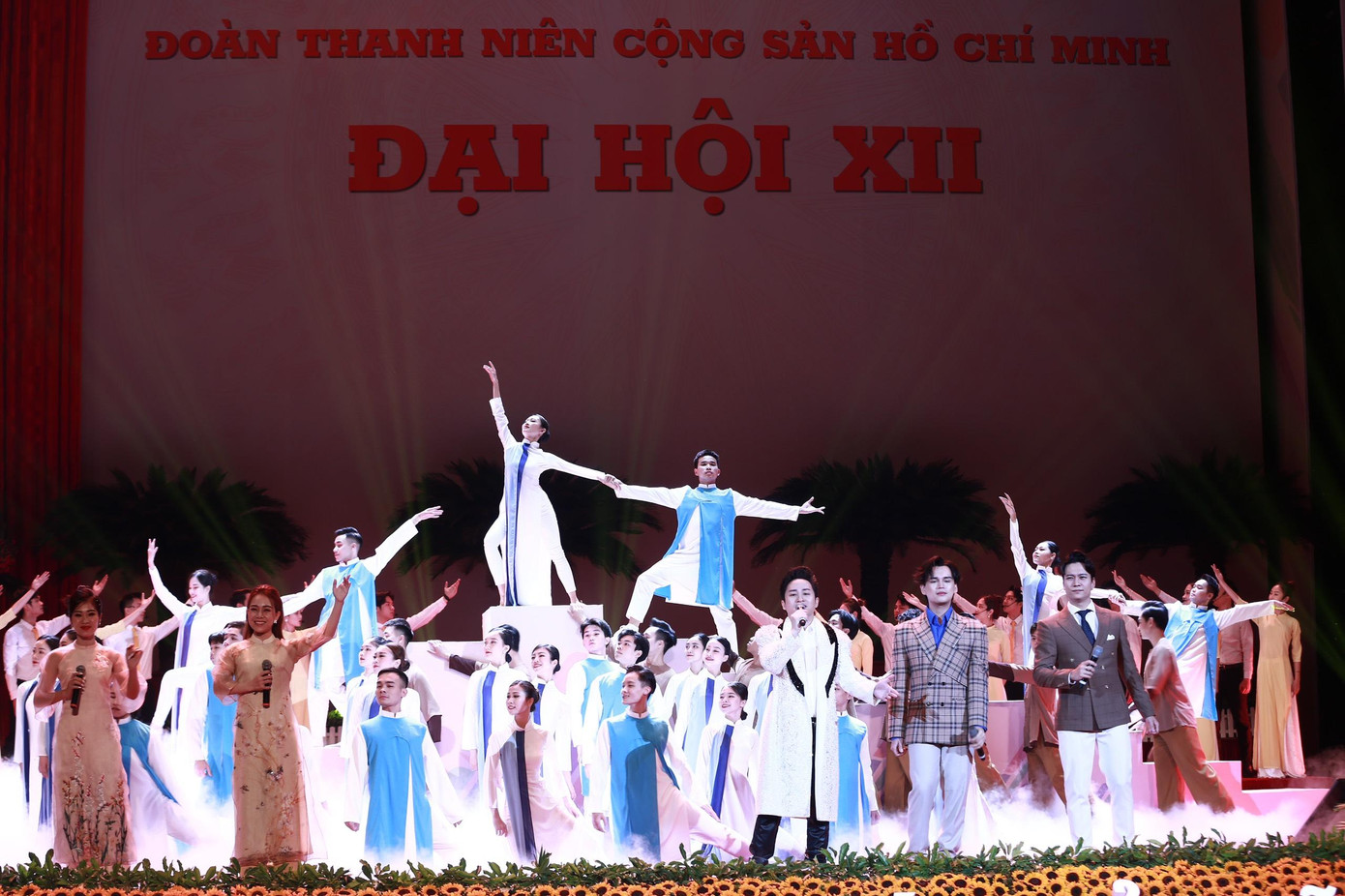 Đoàn thanh niên là Đoàn thanh niên tiên phong, tờ báo chính thống của Đoàn mang tên Tiền phong ảnh 27