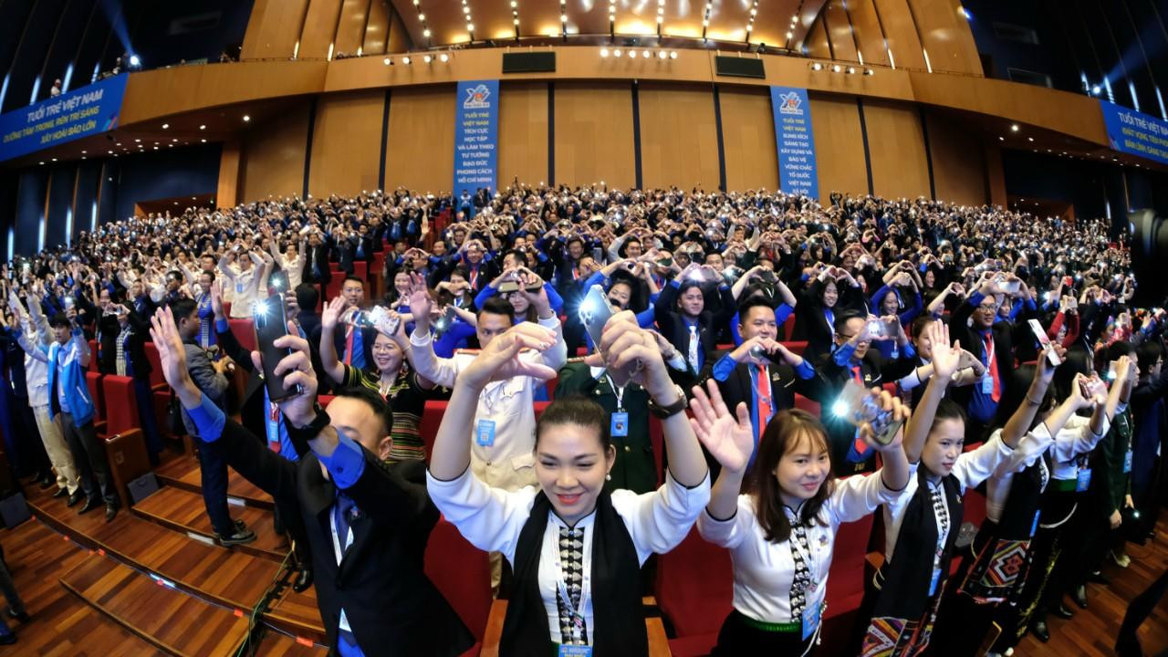 Các bài hát trình diễn tại chương trình nghệ thuật vừa mang tinh thần của thời đại hôm nay vừa tôn vinh các giá trị truyền thống.