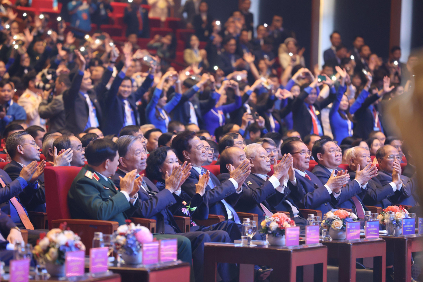 Các đồng chí lãnh đạo, nguyên lãnh đạo Đảng, Nhà nước, Chính phủ, Quốc hội dự phiên trọng thể Đại hội đại biểu toàn quốc Đoàn TNCS Hồ Chí Minh lần thứ XII, nhiệm kỳ 2022 - 2027.