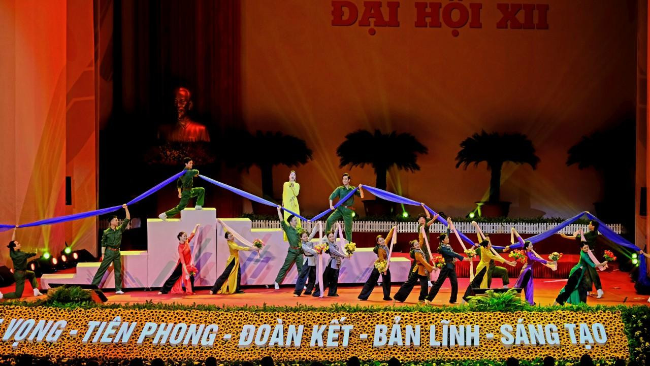 Đoàn thanh niên là Đoàn thanh niên tiên phong, tờ báo chính thống của Đoàn mang tên Tiền phong ảnh 25